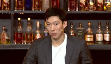 星空体育-周琦：第三节马刺单干太多 经验和心态出问题了 应该多传导球